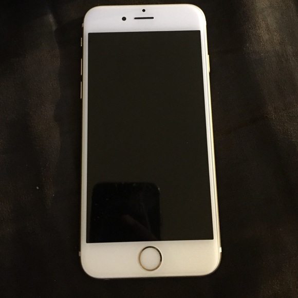 iPhone - Picture 2 of 2