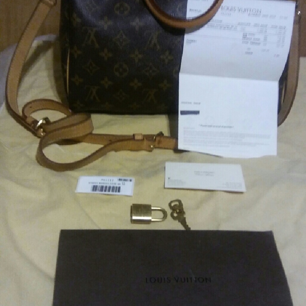 Authentic Louis Vuitton Speed 30 Bandouliere