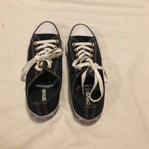 Black converse