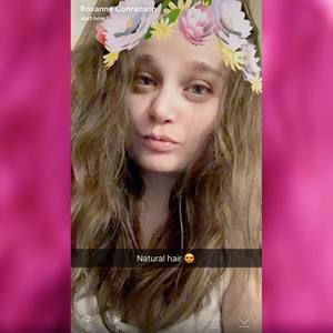 Meet your Posher, Roxanne