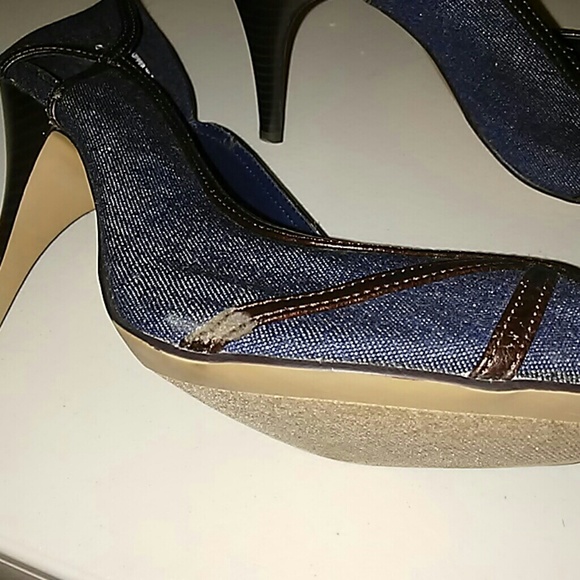 Heel - Picture 3 of 4