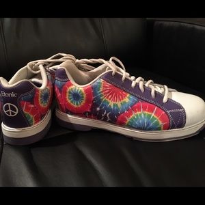 Etonic women's bowling shoes.  Size 9.