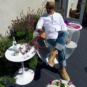 Meet your Posher, Robert