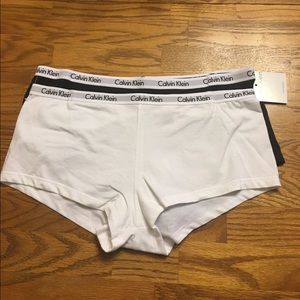 BRAND NEW NEVER WORN! Calvin Klein boxer brief set
