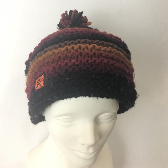 Multicolor Ecuadorian wool knit beanie with pom - Picture 1 of 5