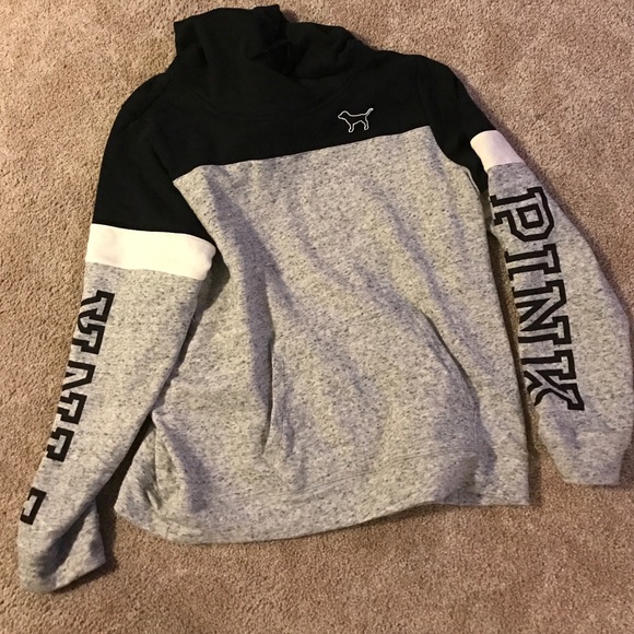 ➰Victoria\u0027s Secret PINK Cross,Over Pullover➰