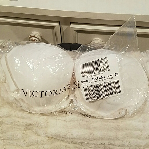 Victorias Secret white Dream Angels Lined Demi