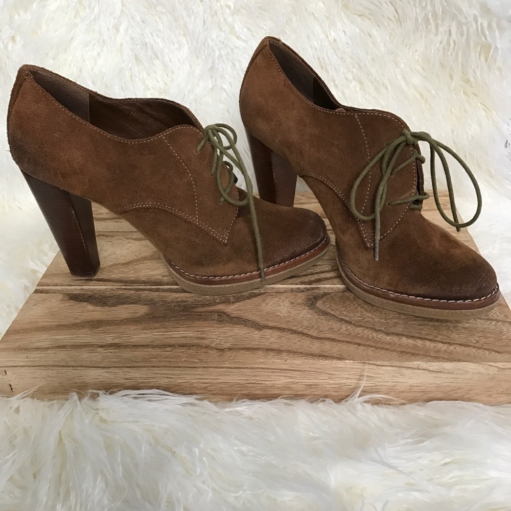 BCBGenerations Platform Heel **Distressed Look**