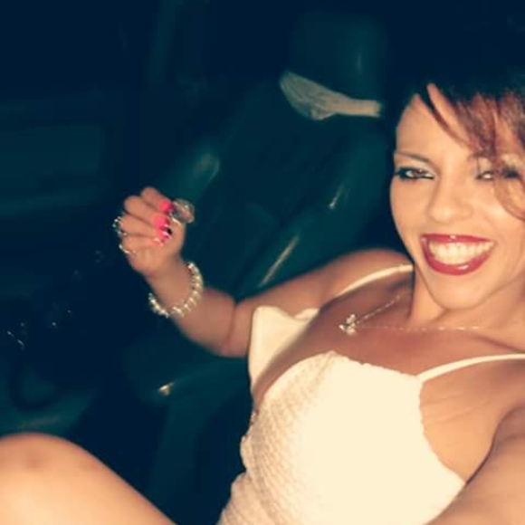 Meet your Posher, Angelique