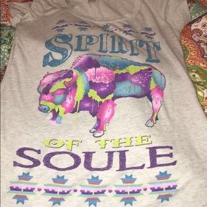Tee shirt
