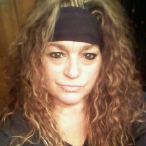 Meet your Posher, Michele