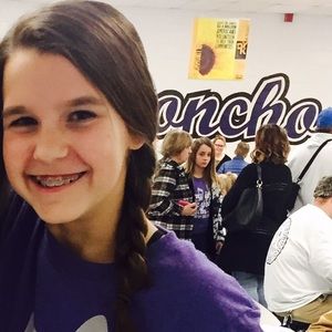 Meet your Posher, Avery