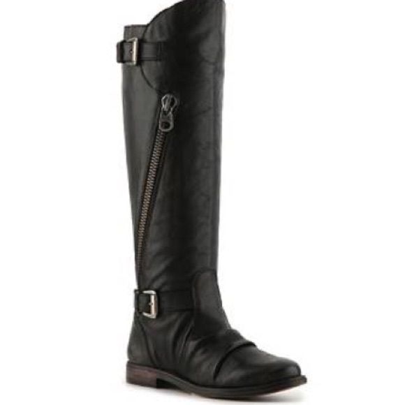 Steve Madden Shoes - Steve Madden Lukas boots, size 7