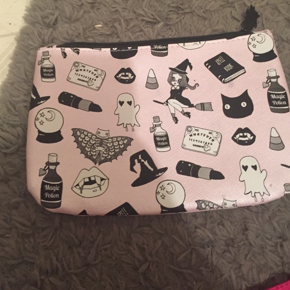 Ipsy makeup bags. - Picture 3 of 4
