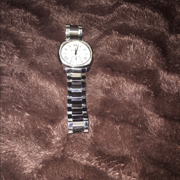 Watch - Picture 2 of 4