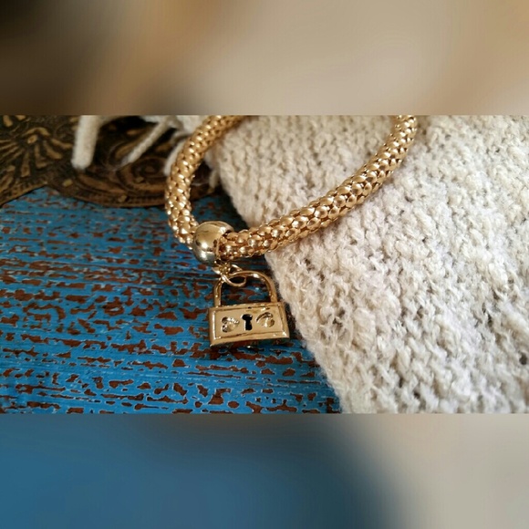 Gold Lock Bracelet - Picture 2 of 2