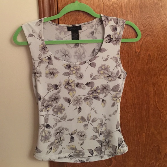 EUC The Limited Stretch top, size XS