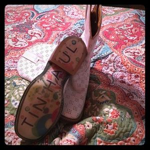 Tin haul boots