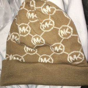 michael kors beanie