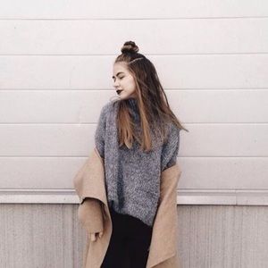 Meet your Posher, Maya