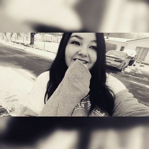 Meet your Posher, Kelli