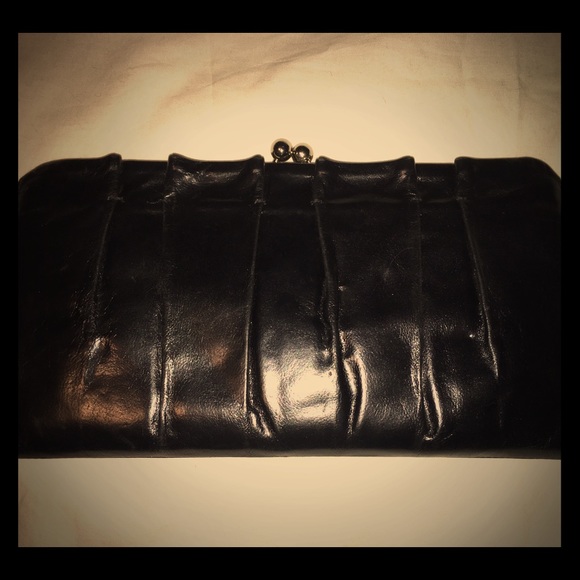 Black Hobo clutch in New condition