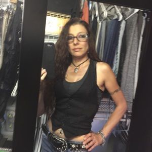 Meet your Posher, Robin