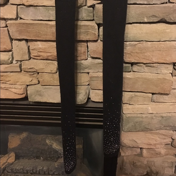 Black Calvin Klein scarf with sparkle π - Picture 4 of 4