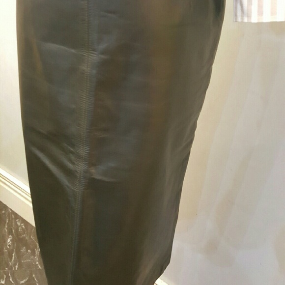 Brown 100% leather skirt (N11) - Picture 3 of 4