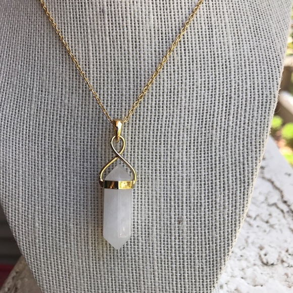 Handmade Jewelry - 🆕 Minimalist White Stone Healing Crystal Necklace