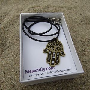 Hamsa hand necklace!