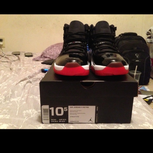 Jordan bred 11s