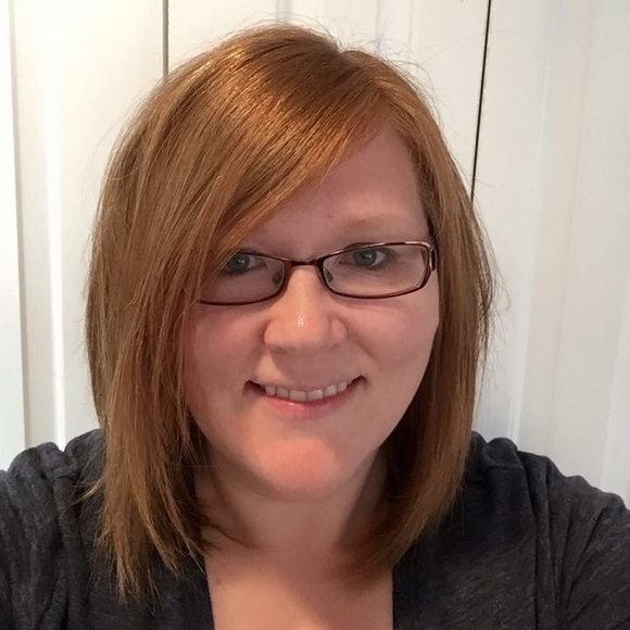 Meet your Posher, Paula - Picture 1 of 1