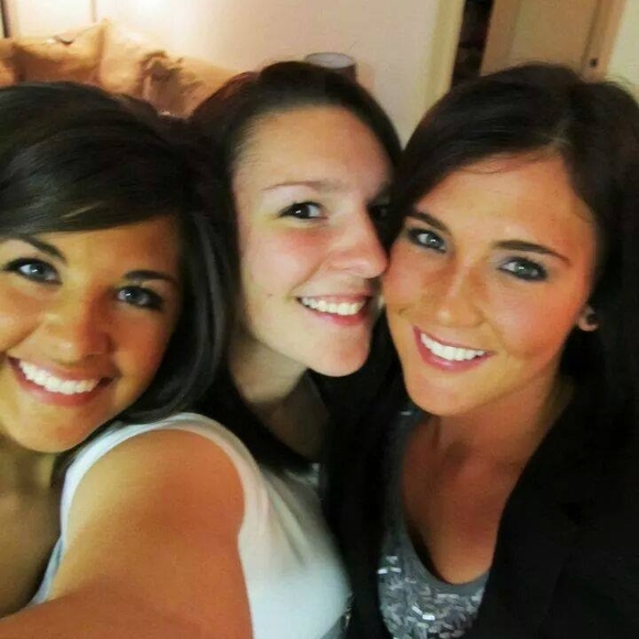 Meet your Posher, Katelyn