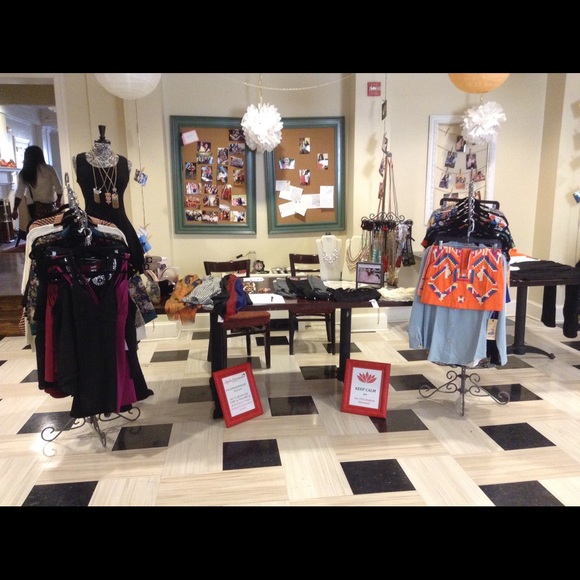 | StyleSurrender Contemporary Shop | - Picture 6 of 6