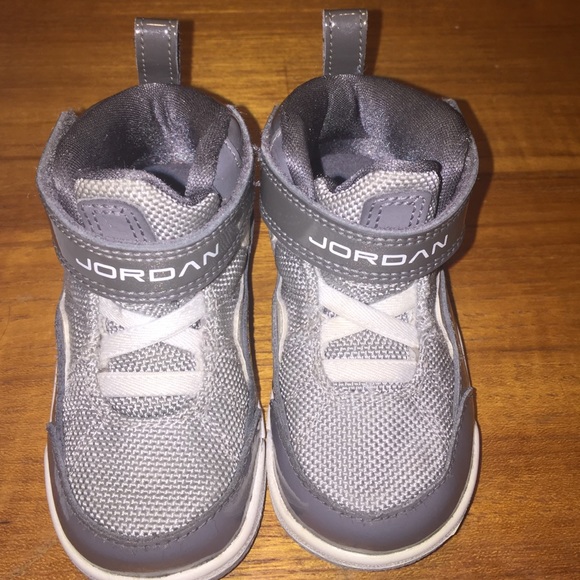 Jordan flight elevance cool grey