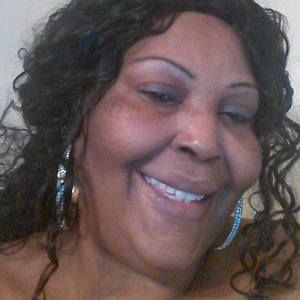 Meet your Posher, Edna