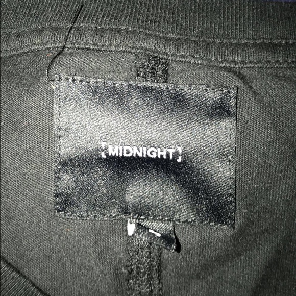 Midnight studios T-Shirt - Picture 2 of 2