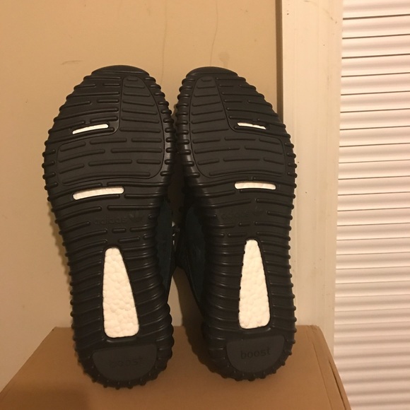 Pirate black yeezy Boost 350 - Picture 4 of 4