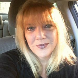 Meet your Posher, Veronica