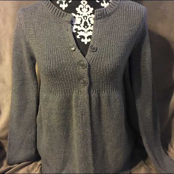 ✔️ SOLD: Cardigan - Picture 2 of 4