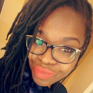 Meet your Posher, Adeshola