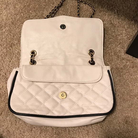 Handbag - Picture 3 of 3