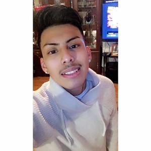 Meet your Posher, Misael