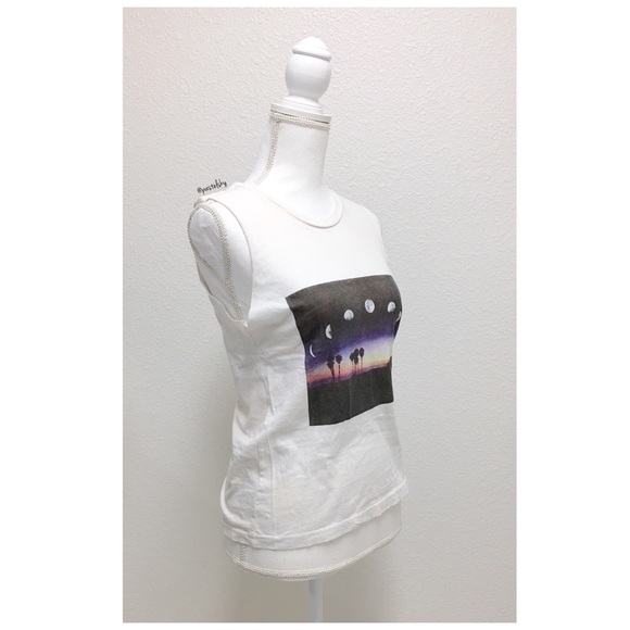 cut off sleeve tee - Picture 2 of 3