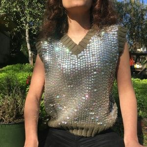 D&G sleeveless sweater