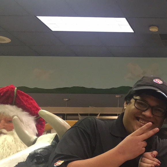 Meet your Posher, Marc - Picture 2 of 3