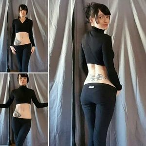 Chasse Long Sleeve Crop Top