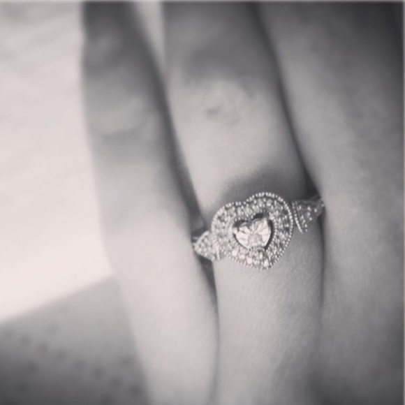 Additional Photos of Zales Promise Ring - Picture 5 of 6