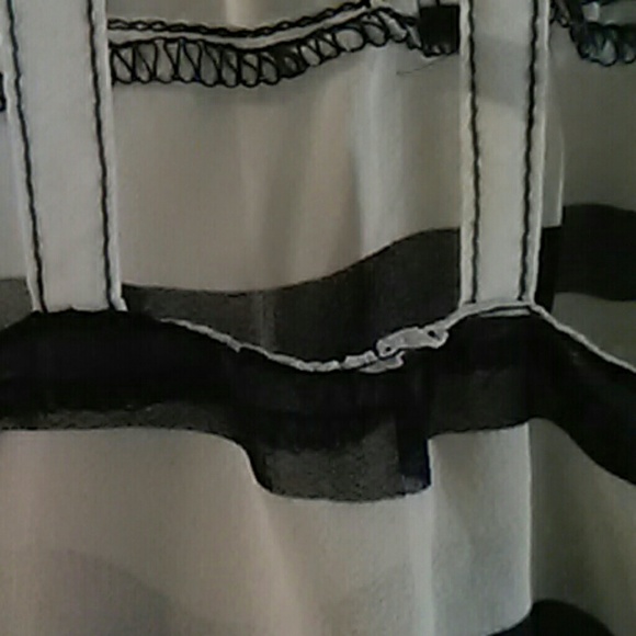 Sheer Top - Picture 4 of 4